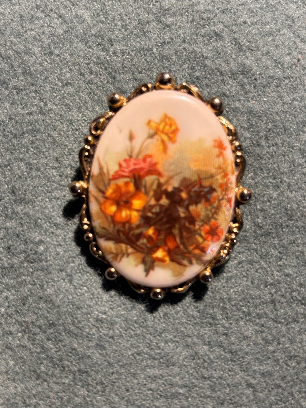 Vintage scarf clip